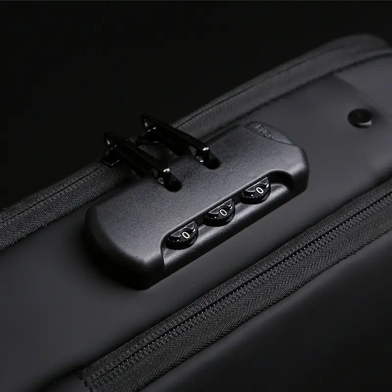 Mochila Antirrobo: Puerto USB y máxima seguridad - CLICK + GO